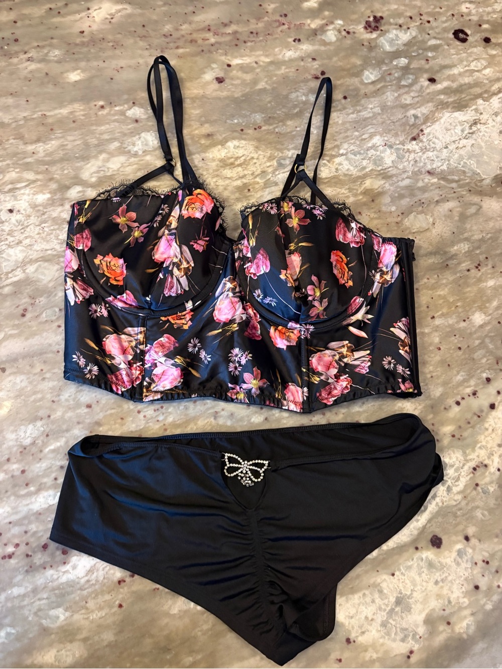 BUNDLE Victoria's Secret Black Bra and Butterfly Set